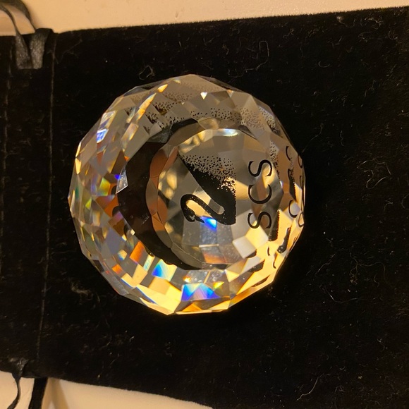 SWAROVSKI CRYSTAL Vintage Swarovski Prism Paperweight w/ black Swan SCS logo - Picture 5 of 12